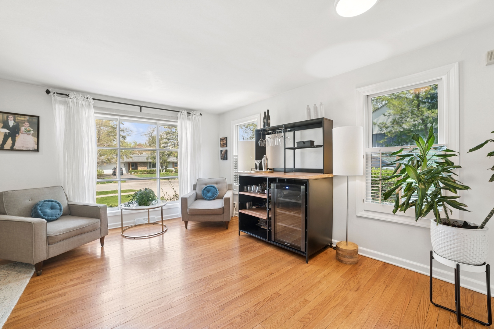 335 W Russell Street