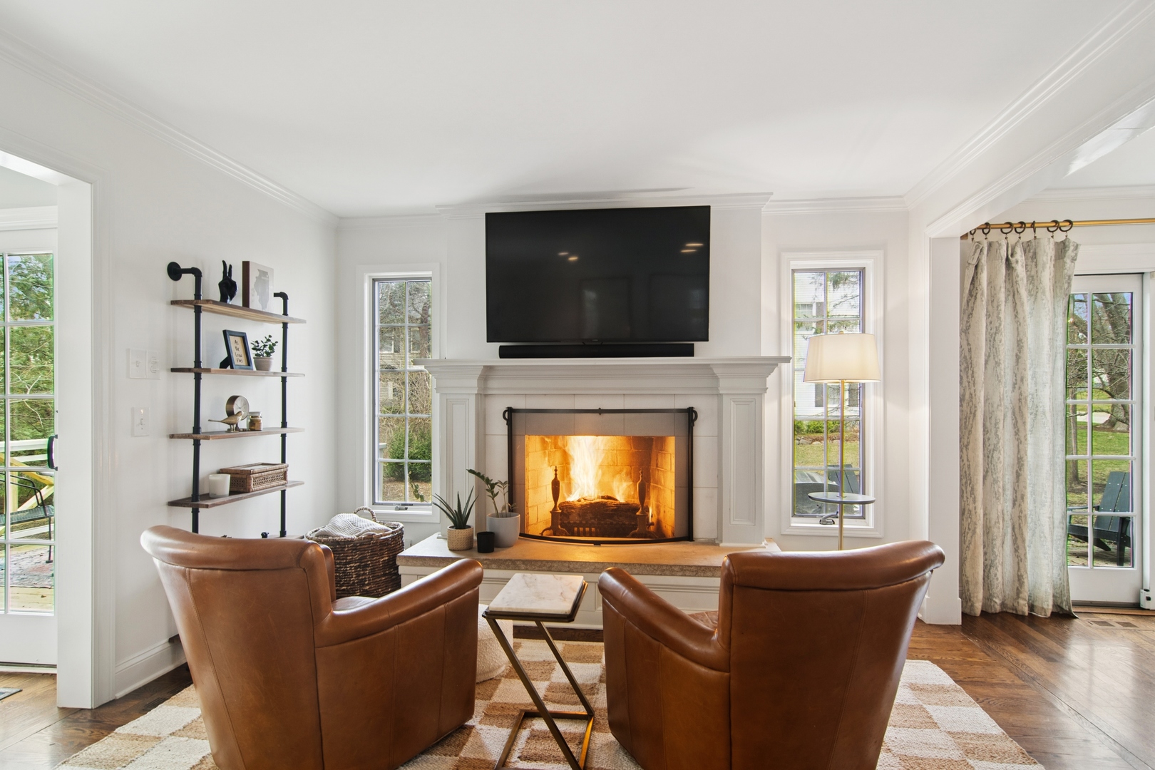 350 Westwood Drive