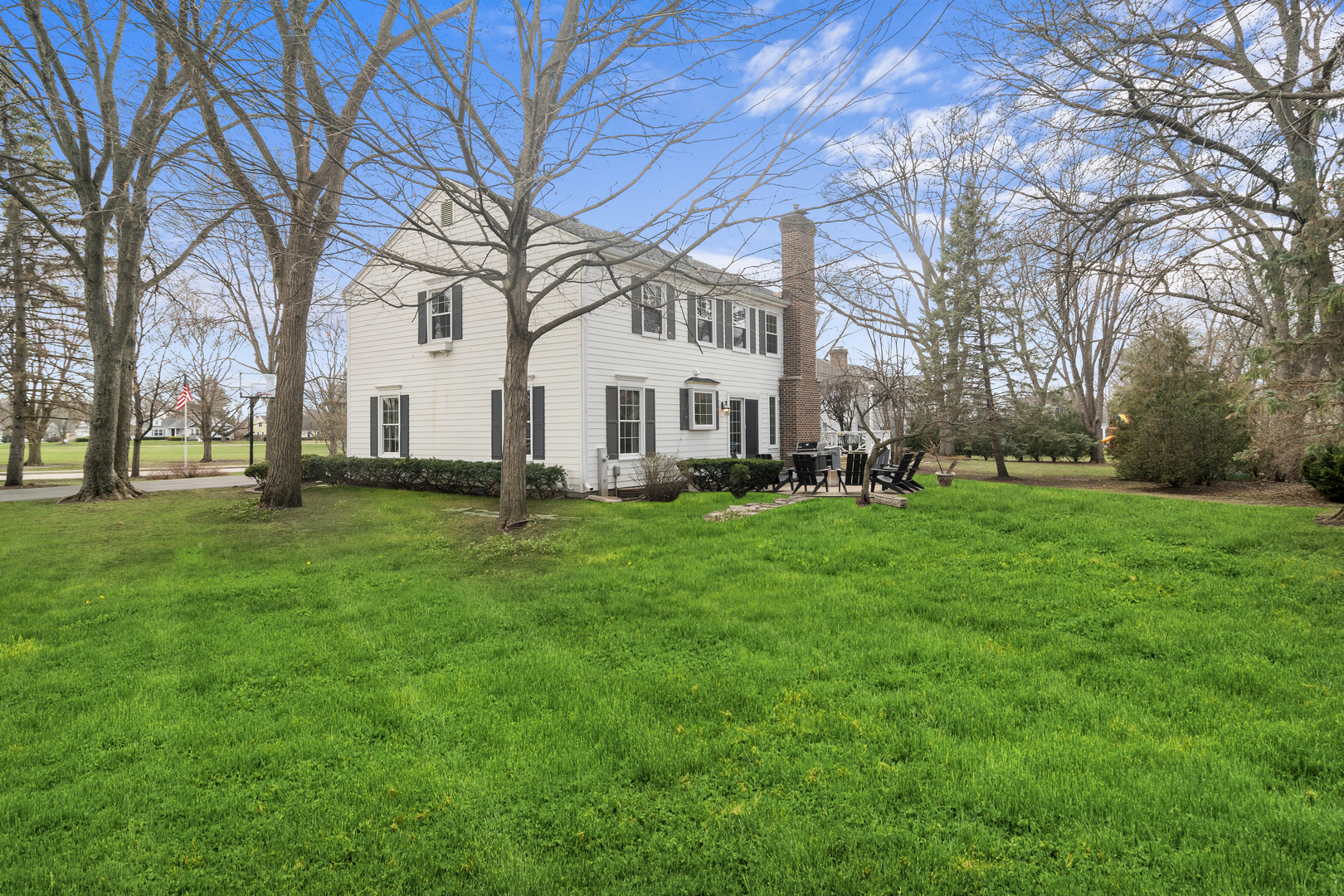 350 Westwood Drive