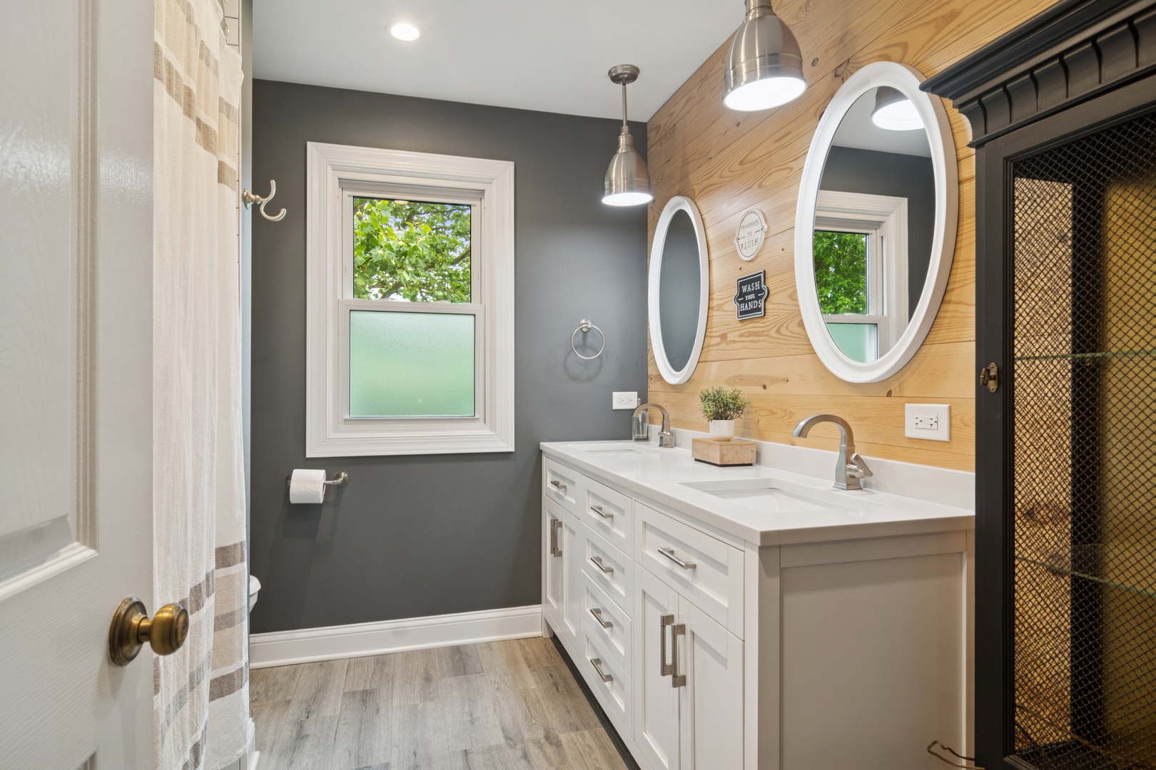 870 Georgetowne Lane