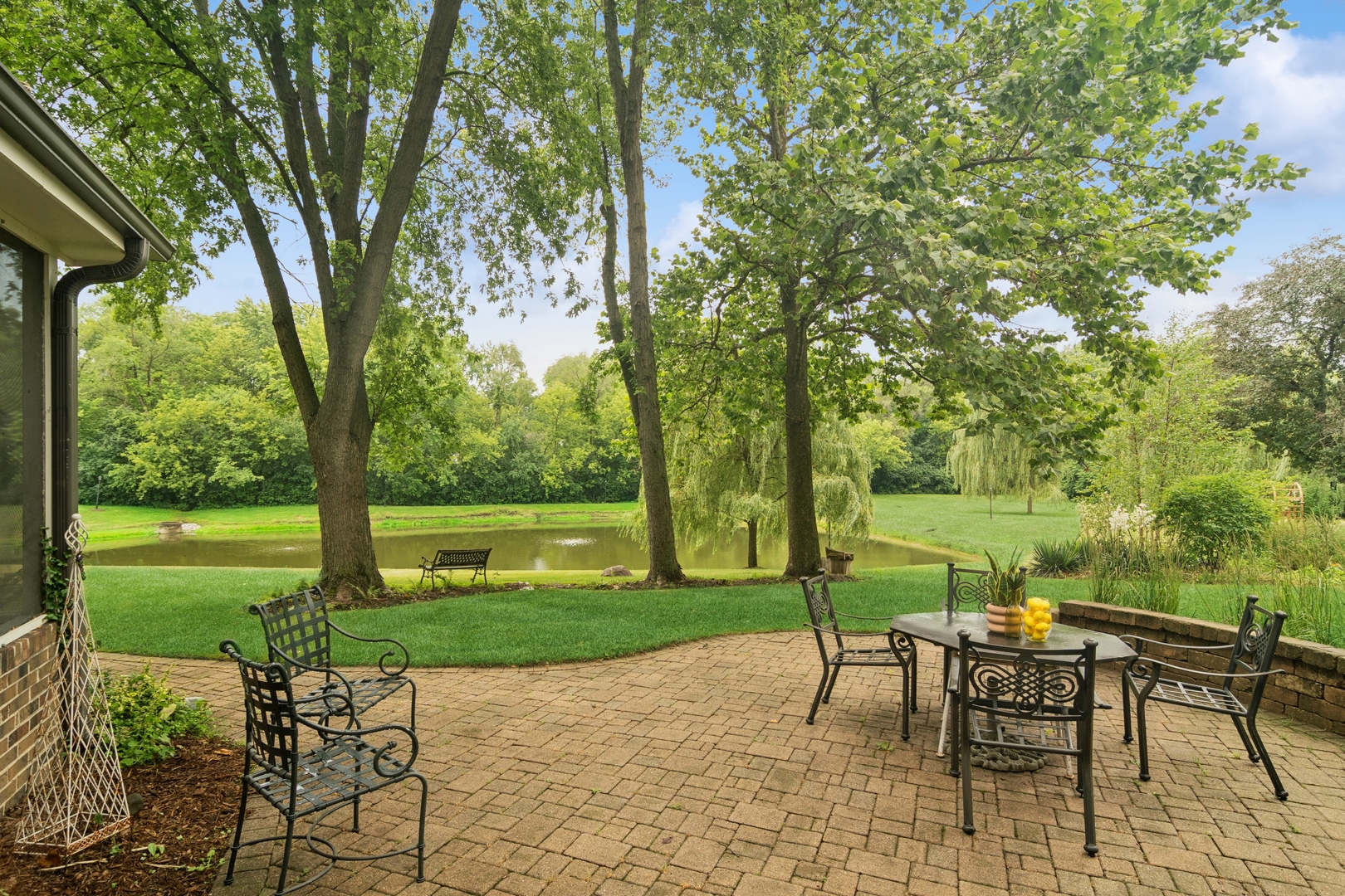 870 Georgetowne Lane