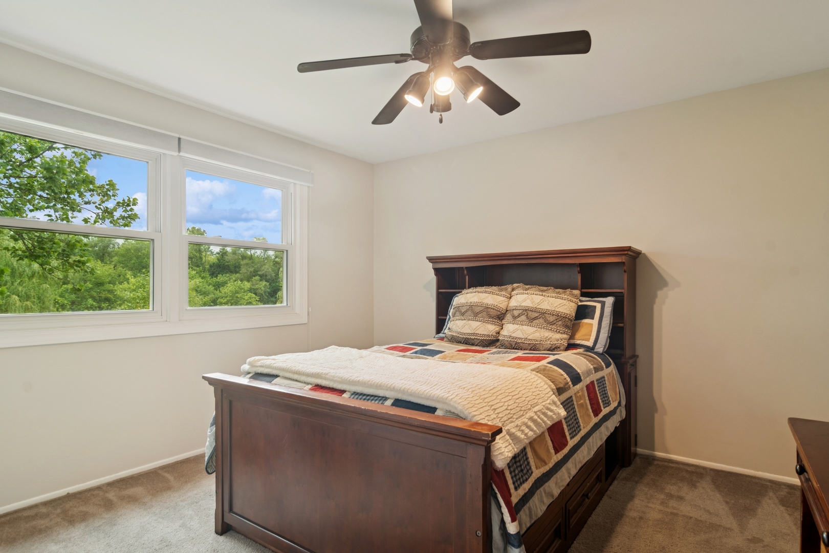 870 Georgetowne Lane