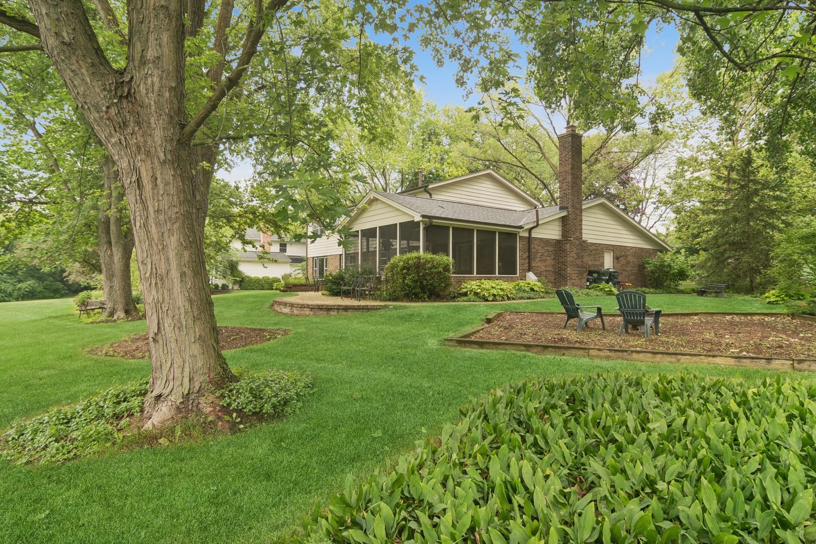 870 Georgetowne Lane