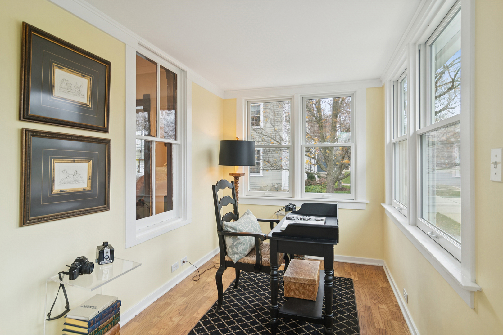 202 E Hillside Avenue