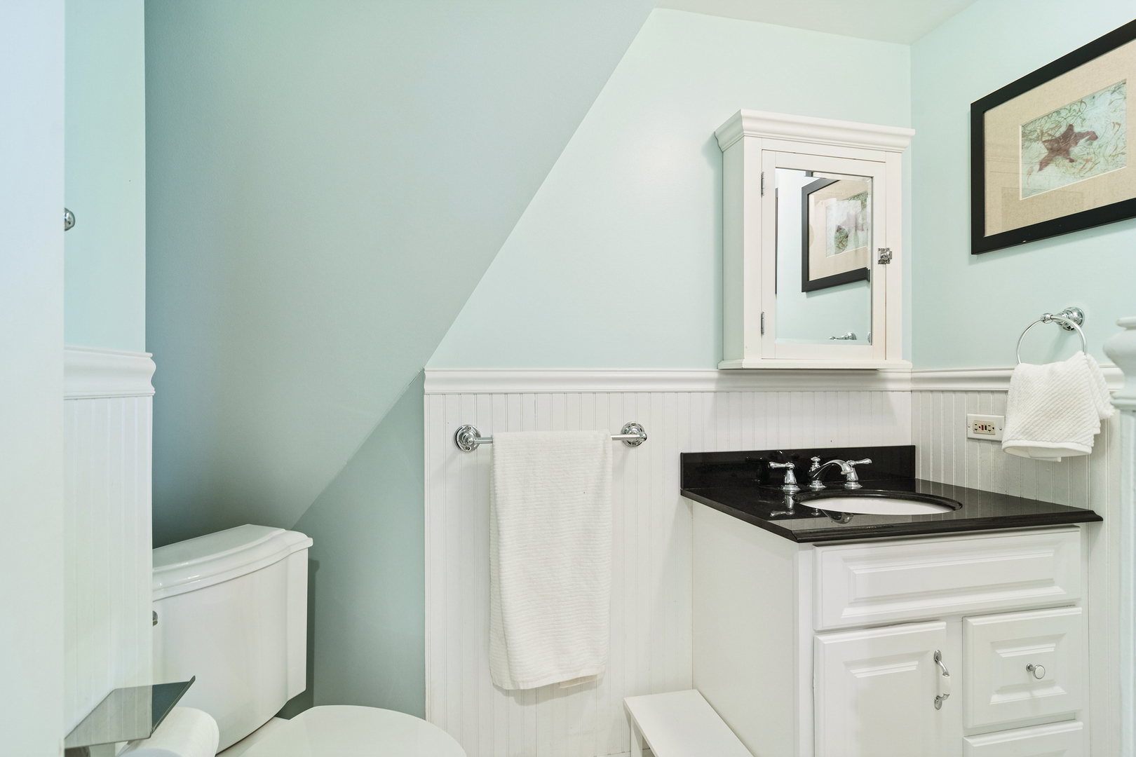 202 E Hillside Avenue