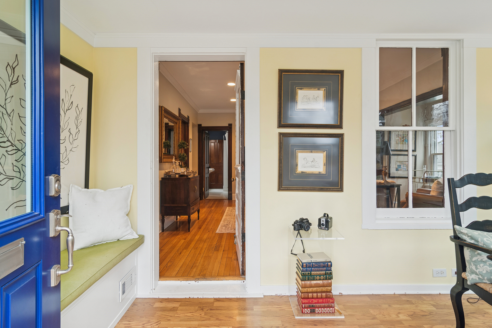 202 E Hillside Avenue