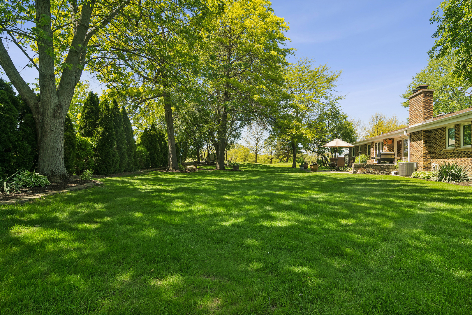 135 Hillcrest Court