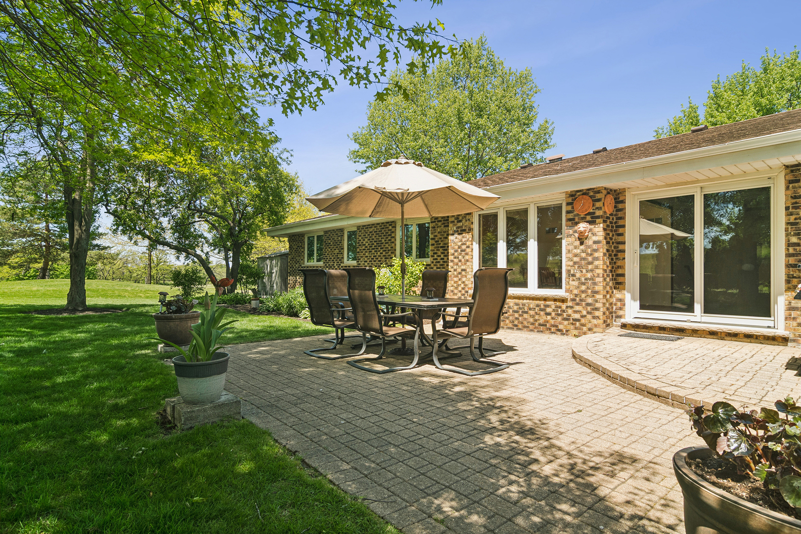 135 Hillcrest Court