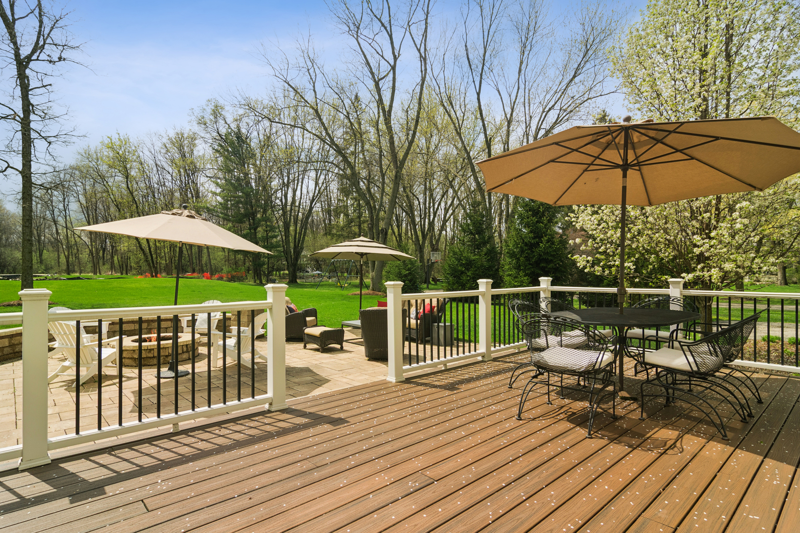 425 BROOKMONT Lane