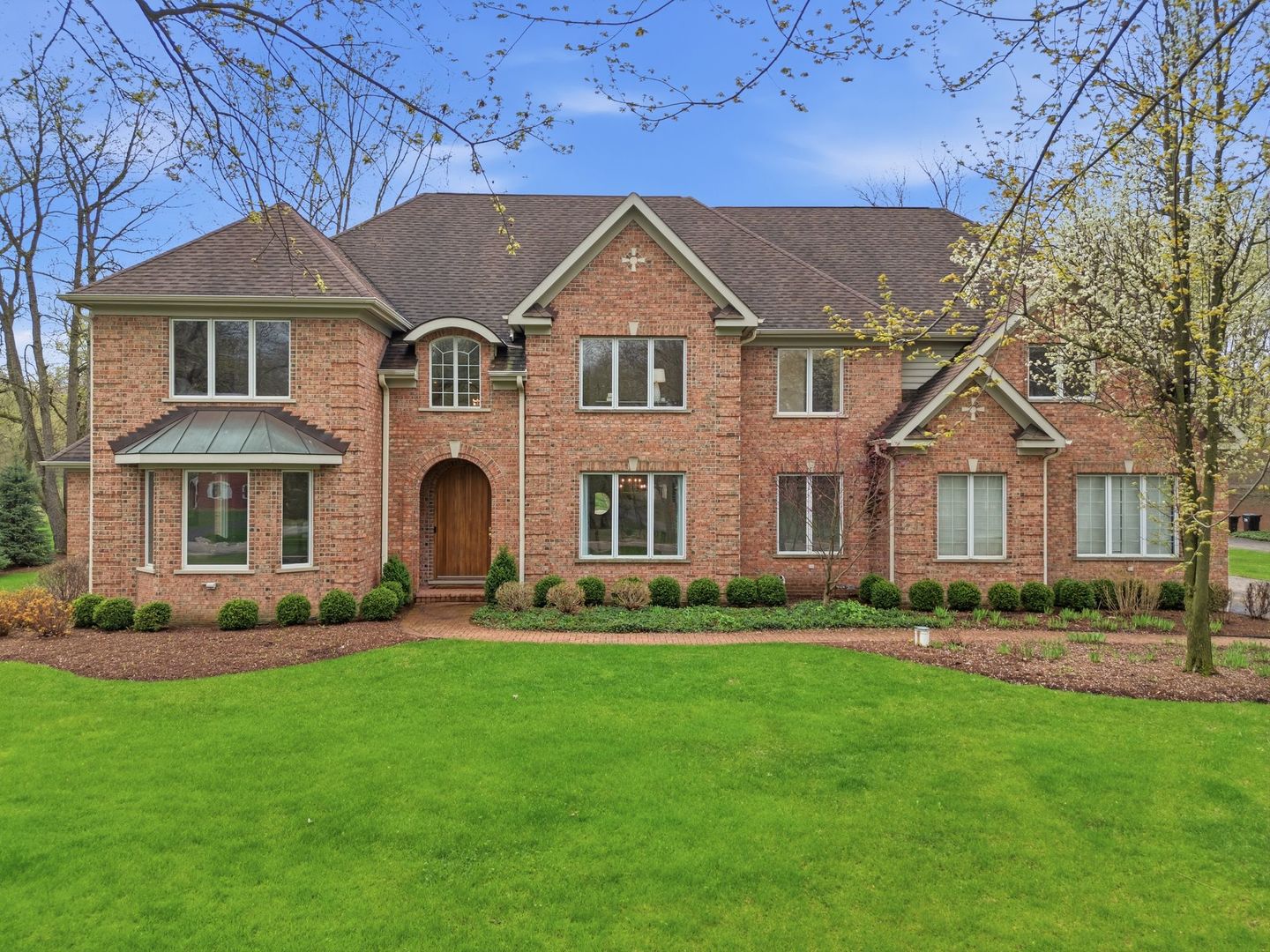 425 BROOKMONT Lane