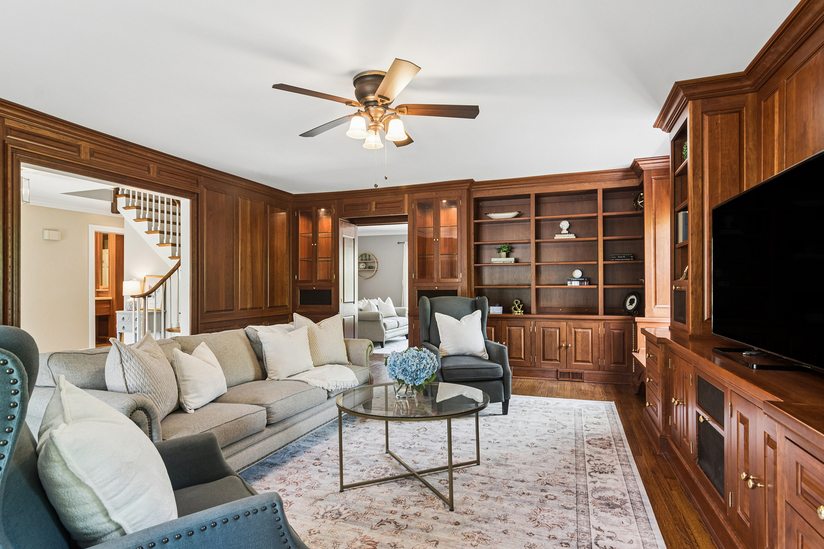 165 N Valley Road