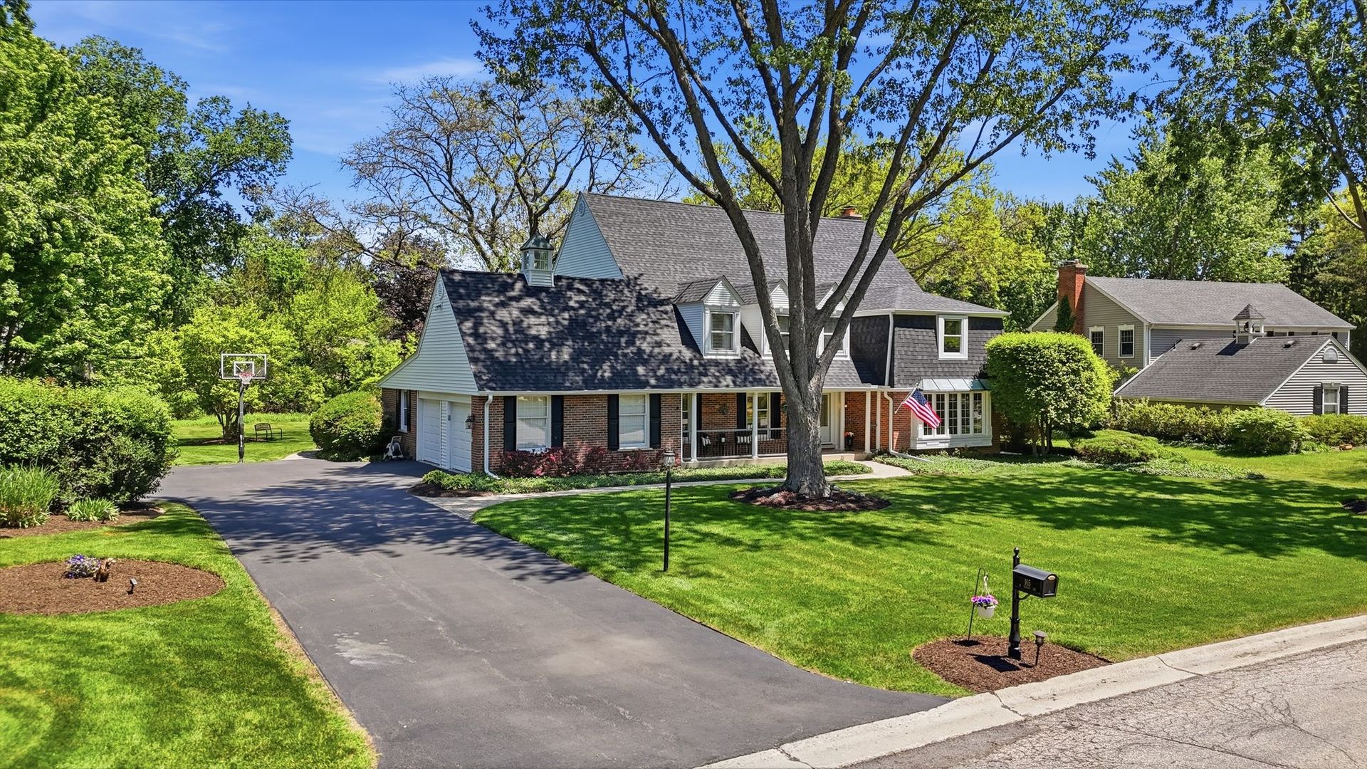 165 N Valley Road