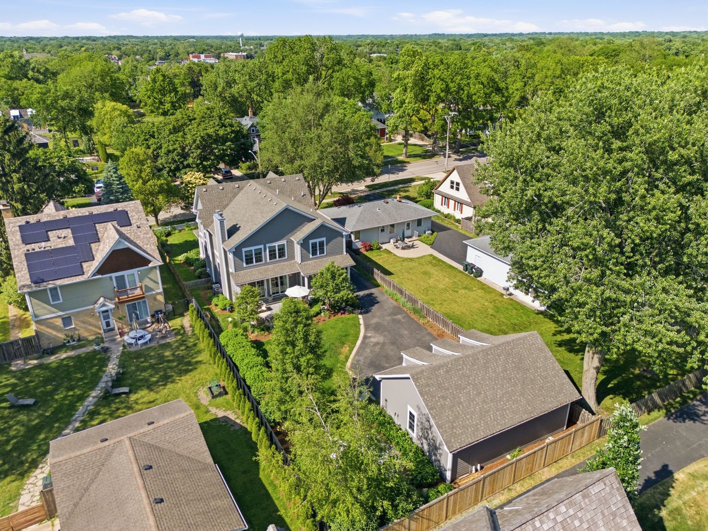 307 E Hillside Avenue