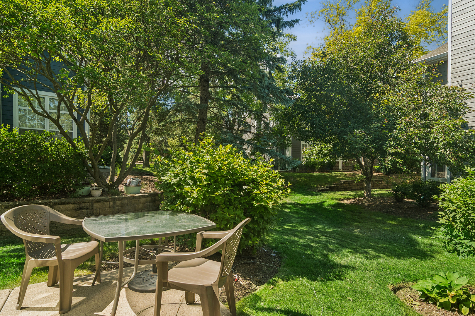 1244 S PARKSIDE Drive