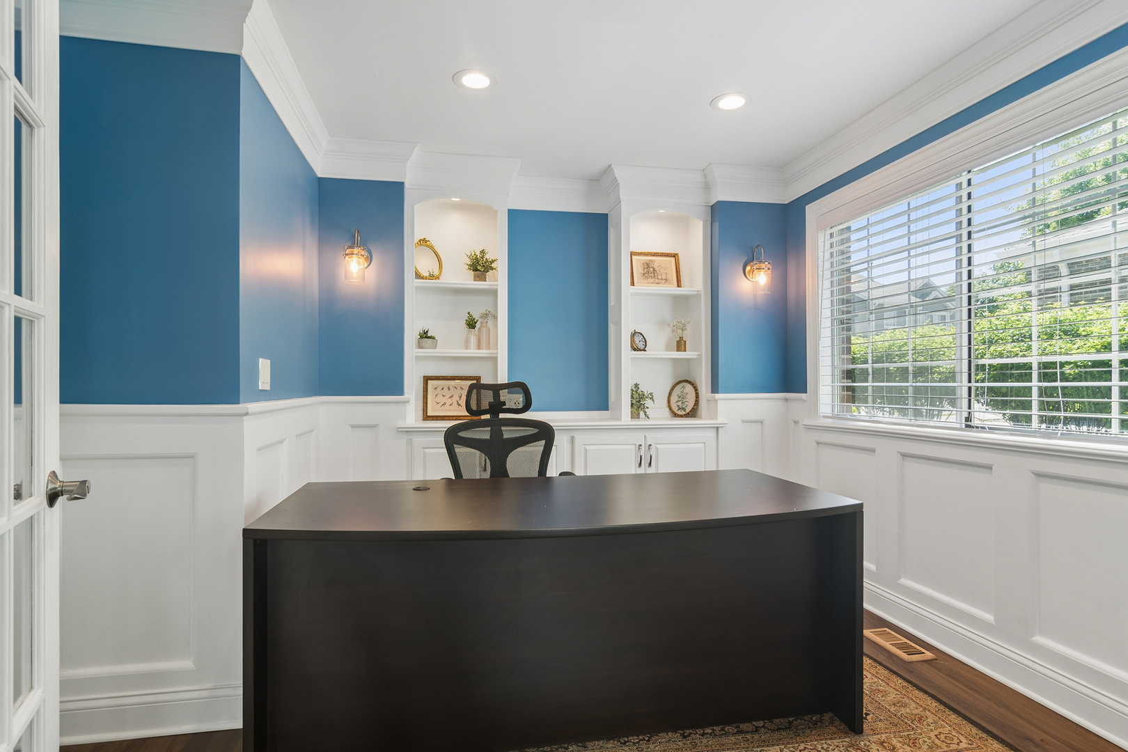 1244 S PARKSIDE Drive