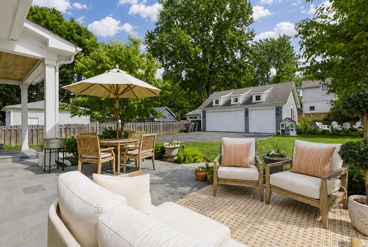 307 E Hillside Avenue