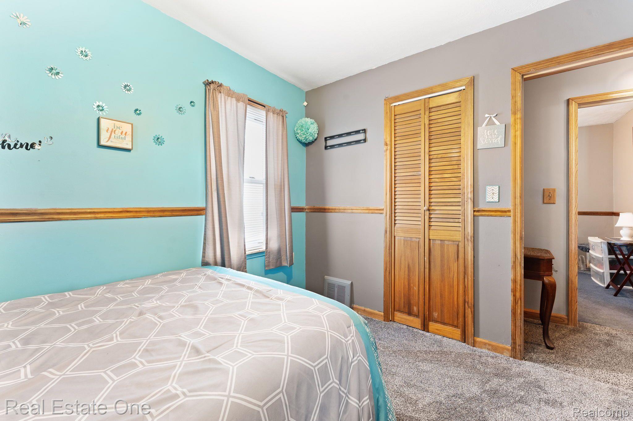 13219 MULBERRY Street