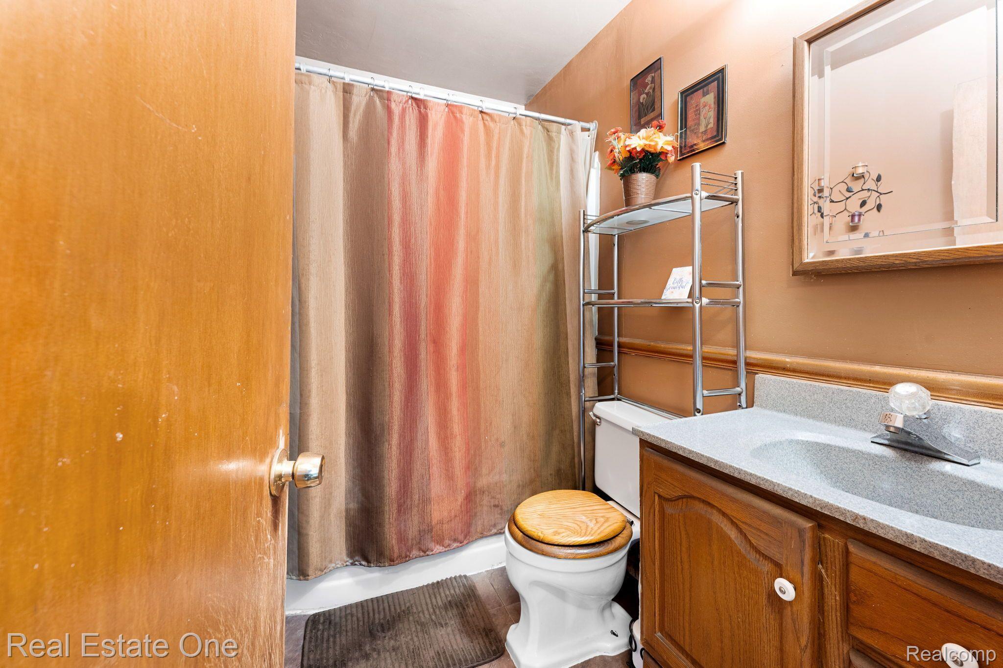 13219 MULBERRY Street