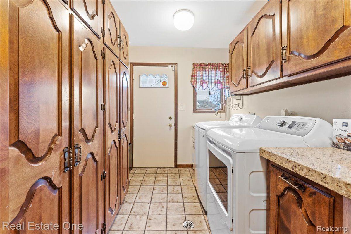 22305 KING Road