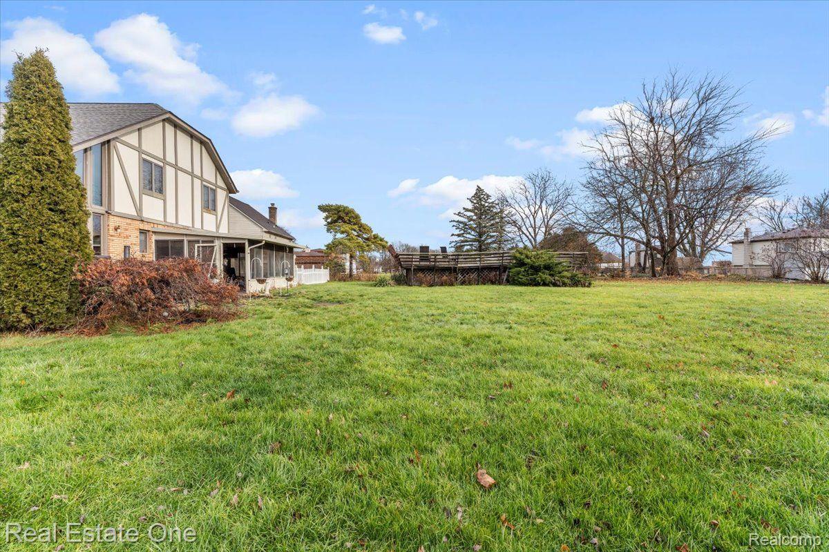22305 KING Road