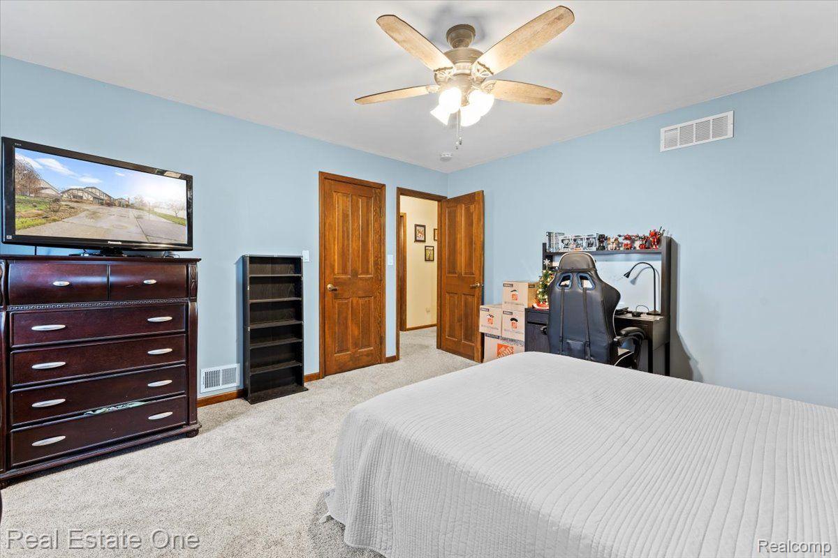 22305 KING Road