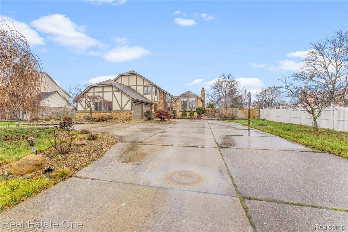 22305 KING Road