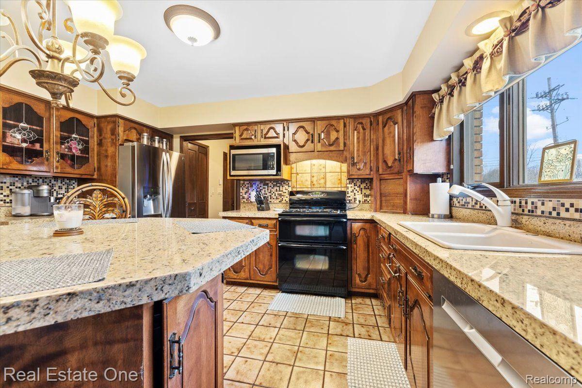 22305 KING Road