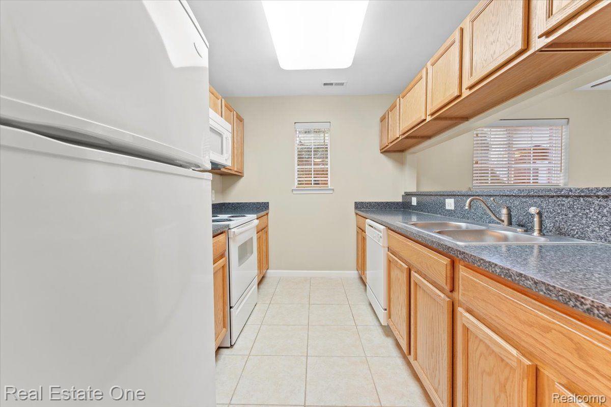 3261 WHITAKER Drive 146