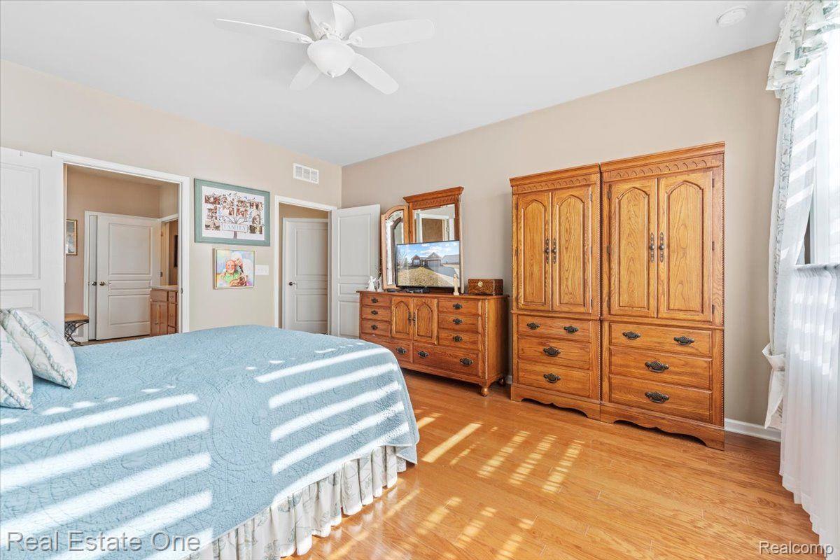 24360 LEELANAU Lane