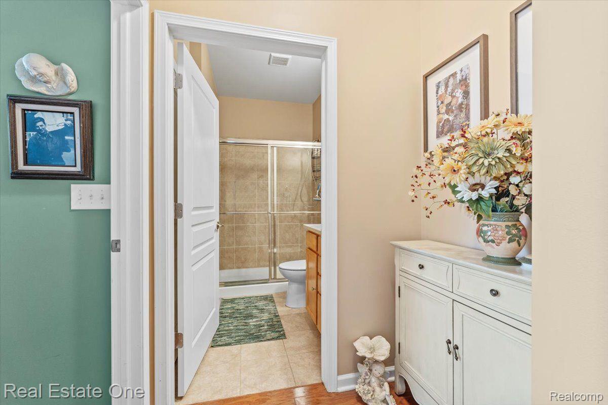 24360 LEELANAU Lane