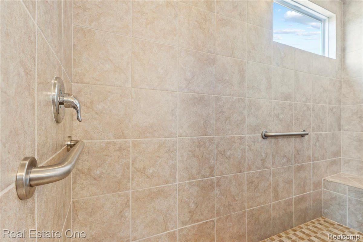 24360 LEELANAU Lane