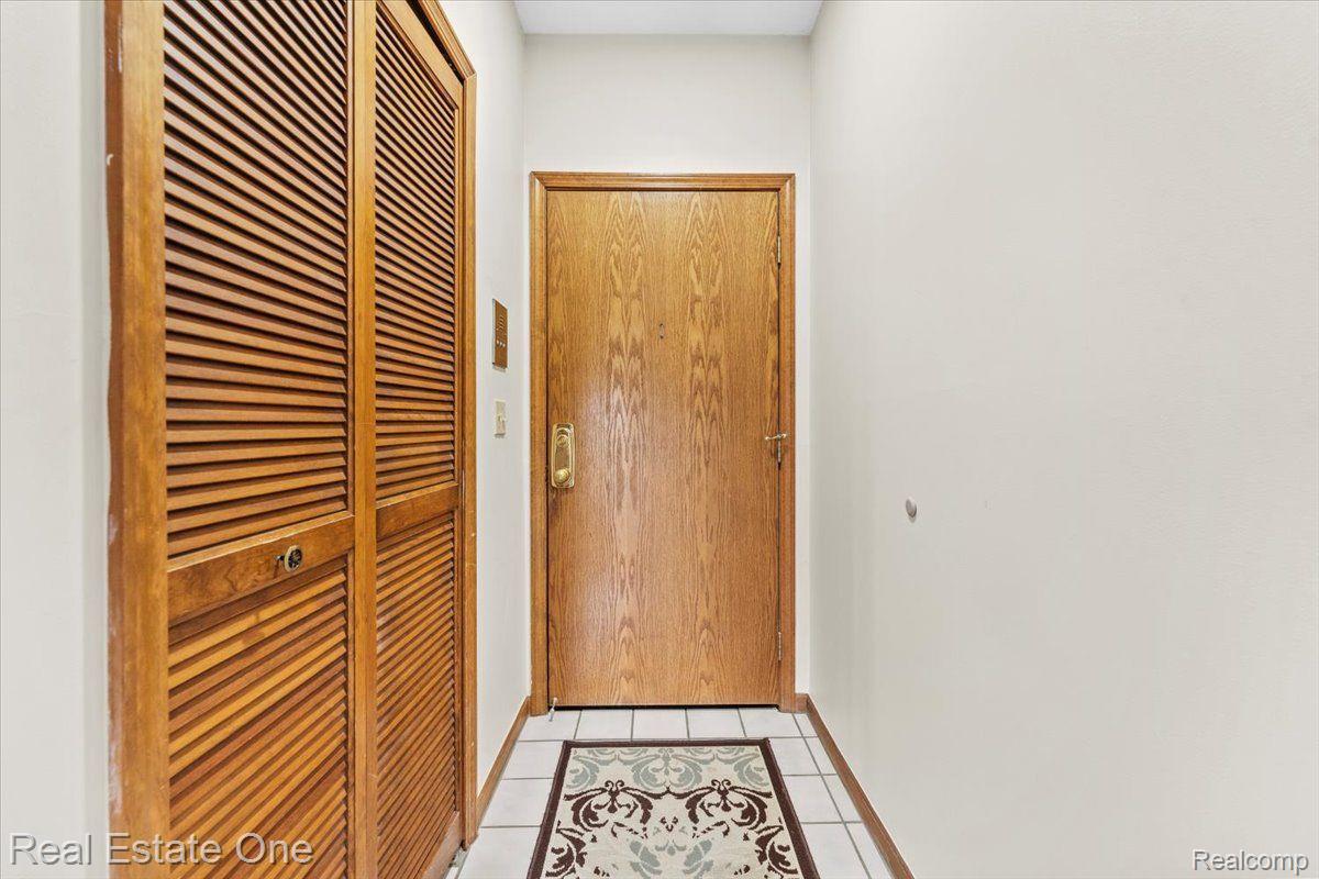 1525 HARBOUR 74