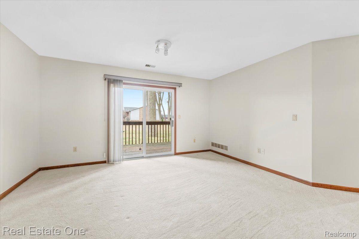 1525 HARBOUR 74
