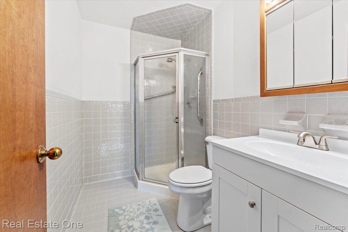 1525 HARBOUR 74