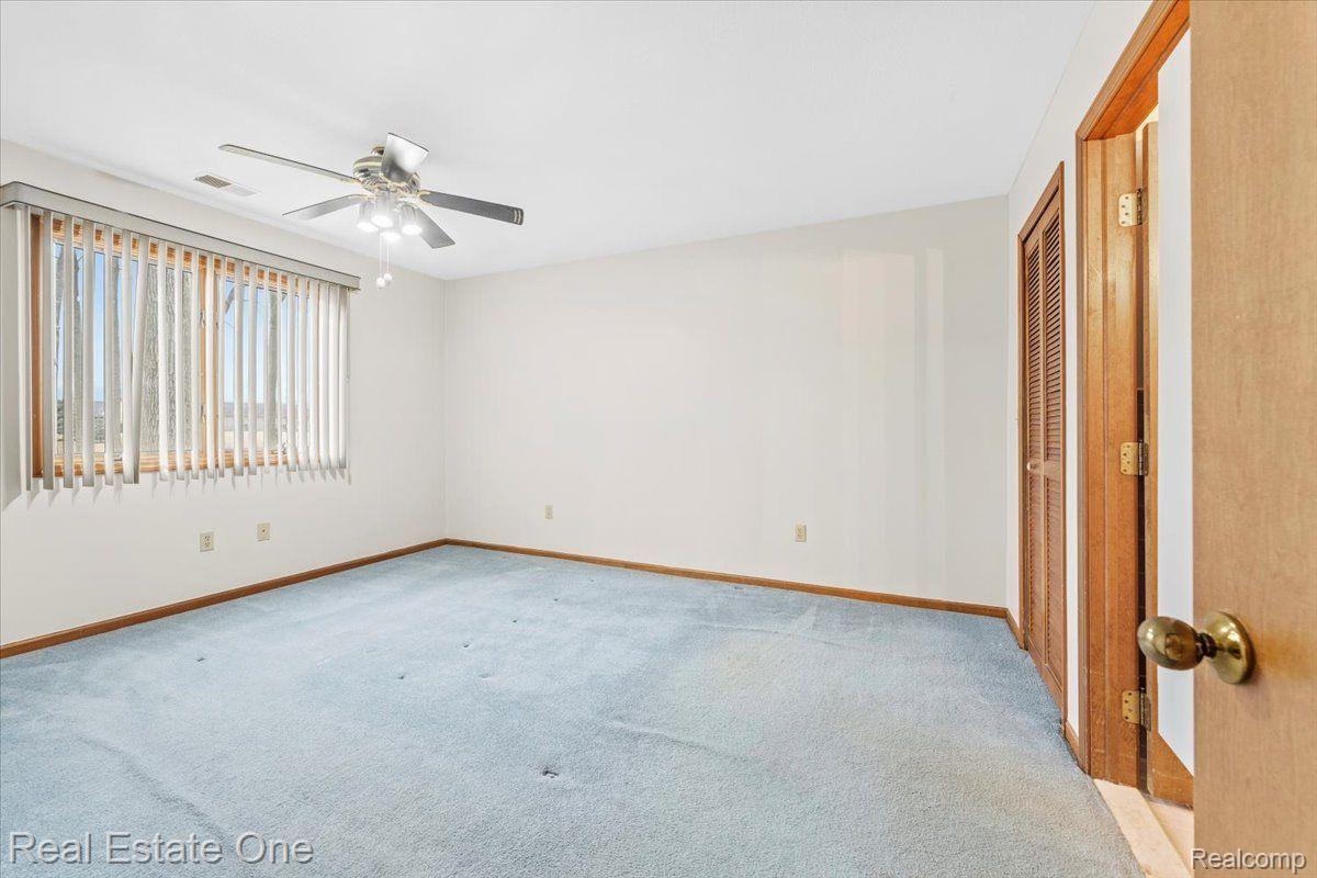1525 HARBOUR 74