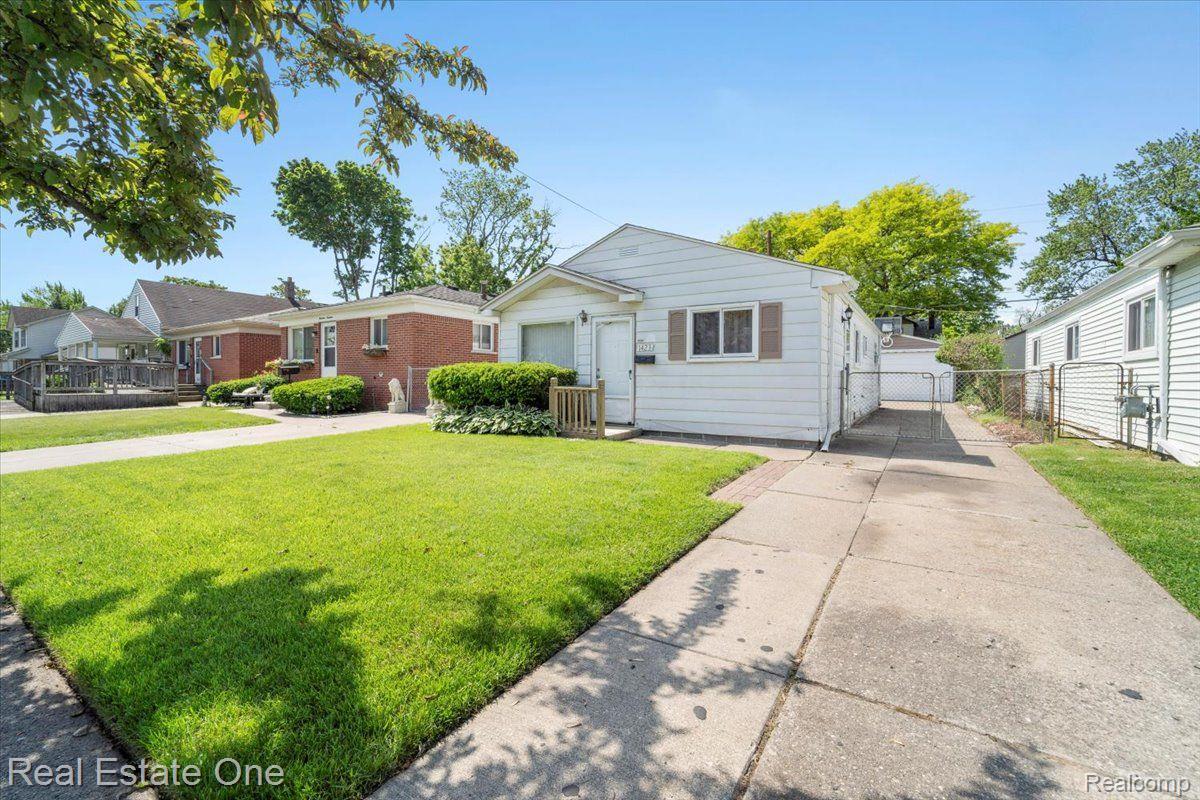 1423 REO Avenue