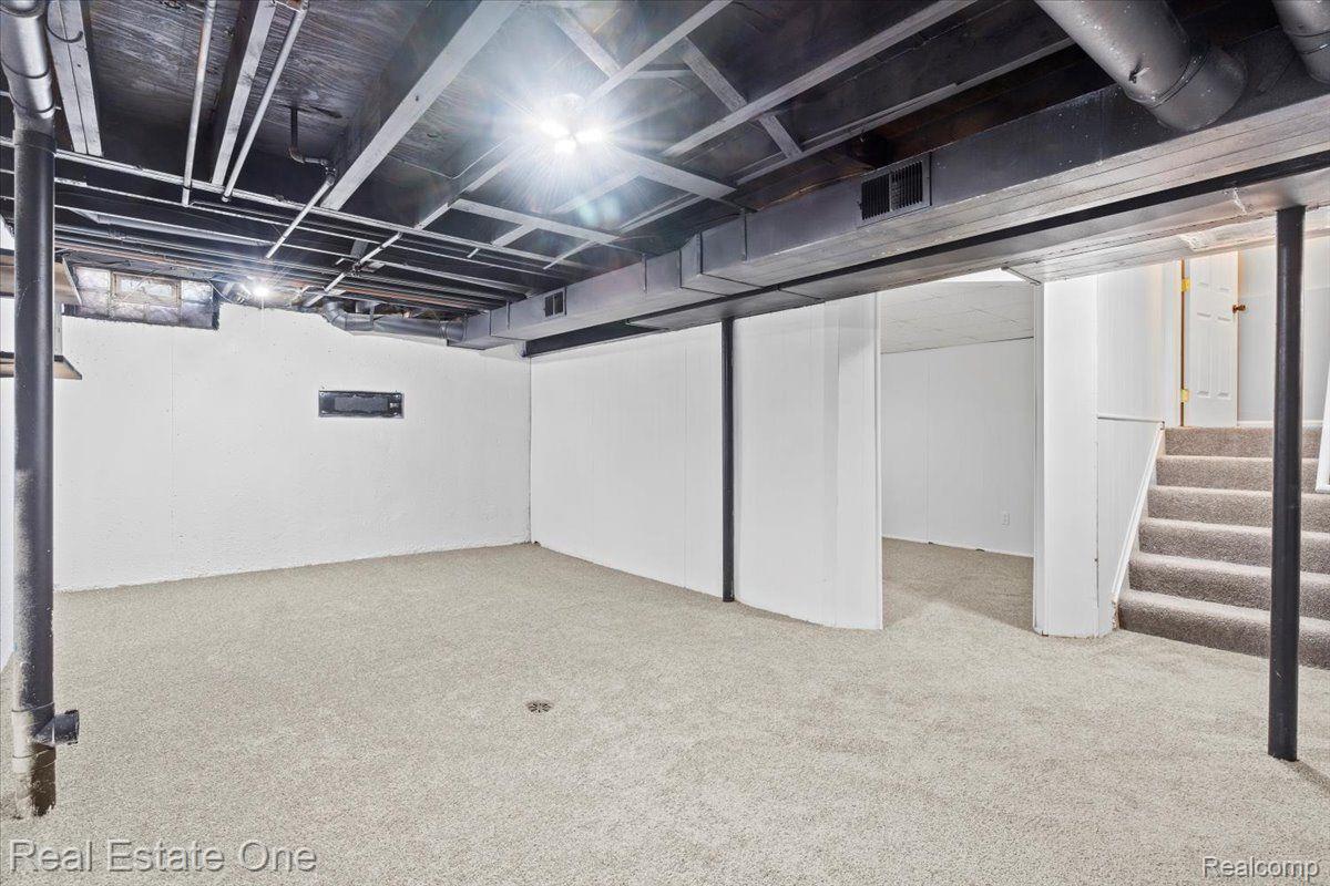 15868 GOLFVIEW Drive