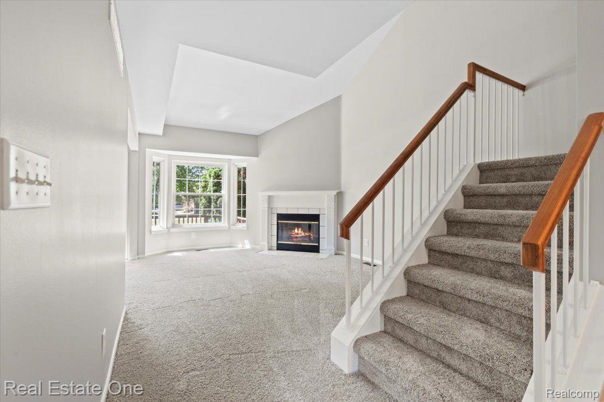 15868 GOLFVIEW Drive