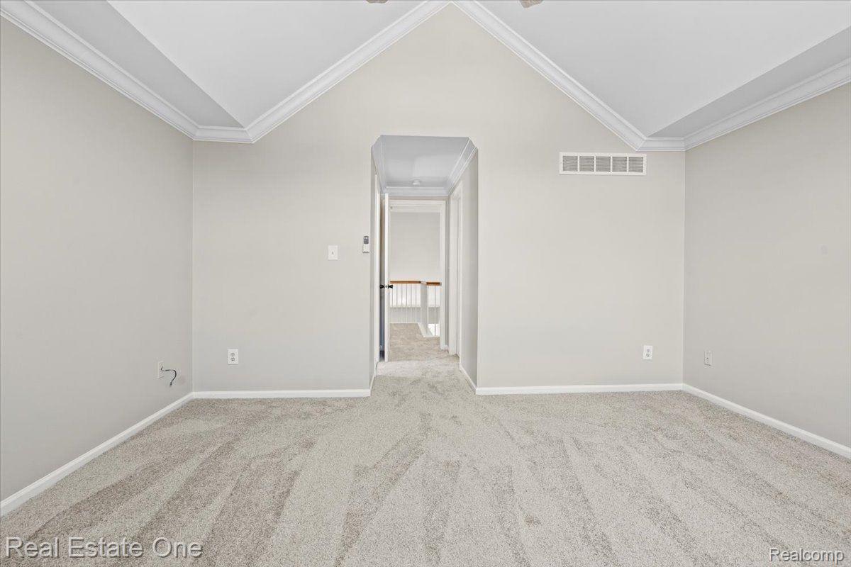 15868 GOLFVIEW Drive