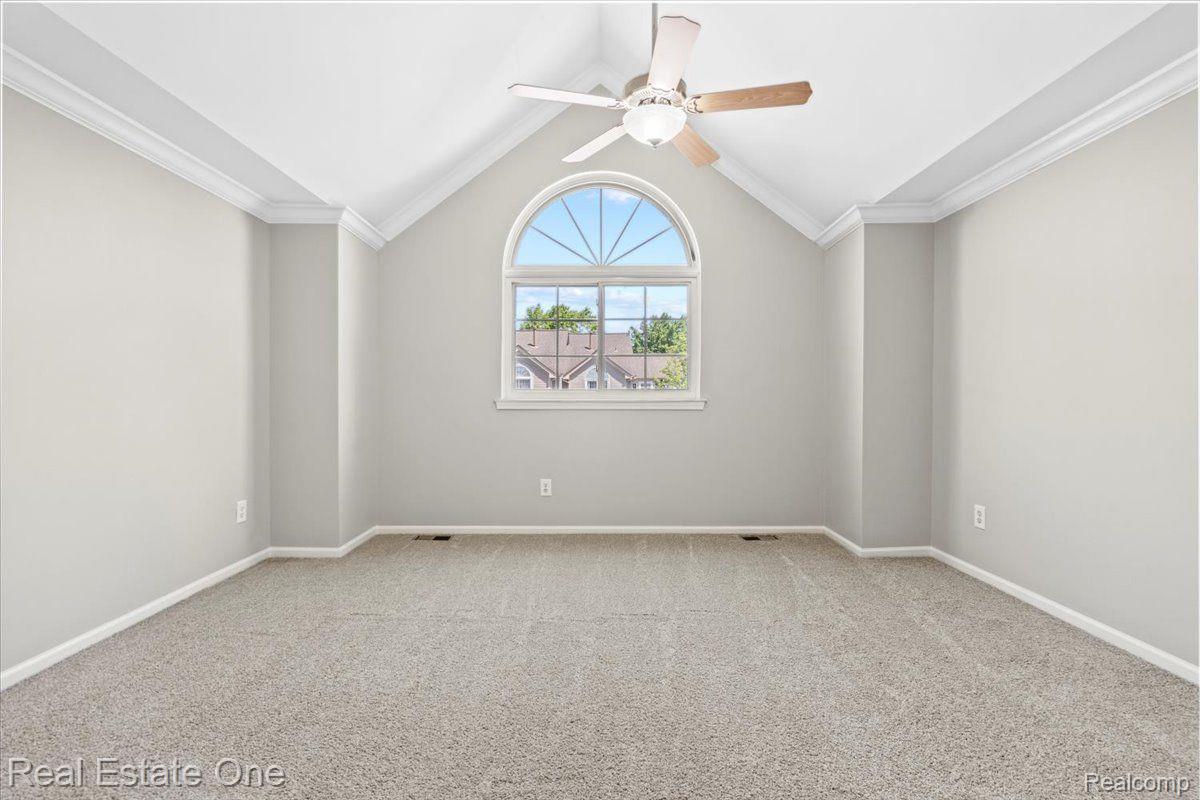 15868 GOLFVIEW Drive