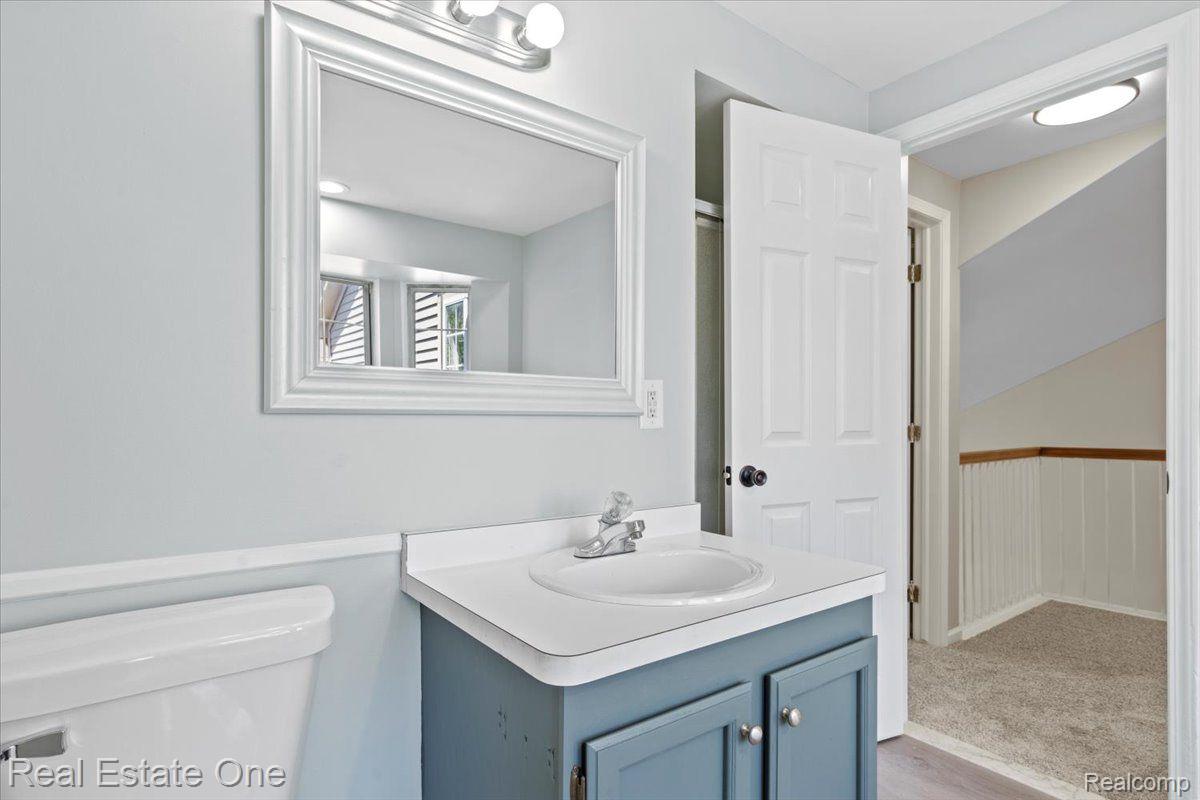 15868 GOLFVIEW Drive
