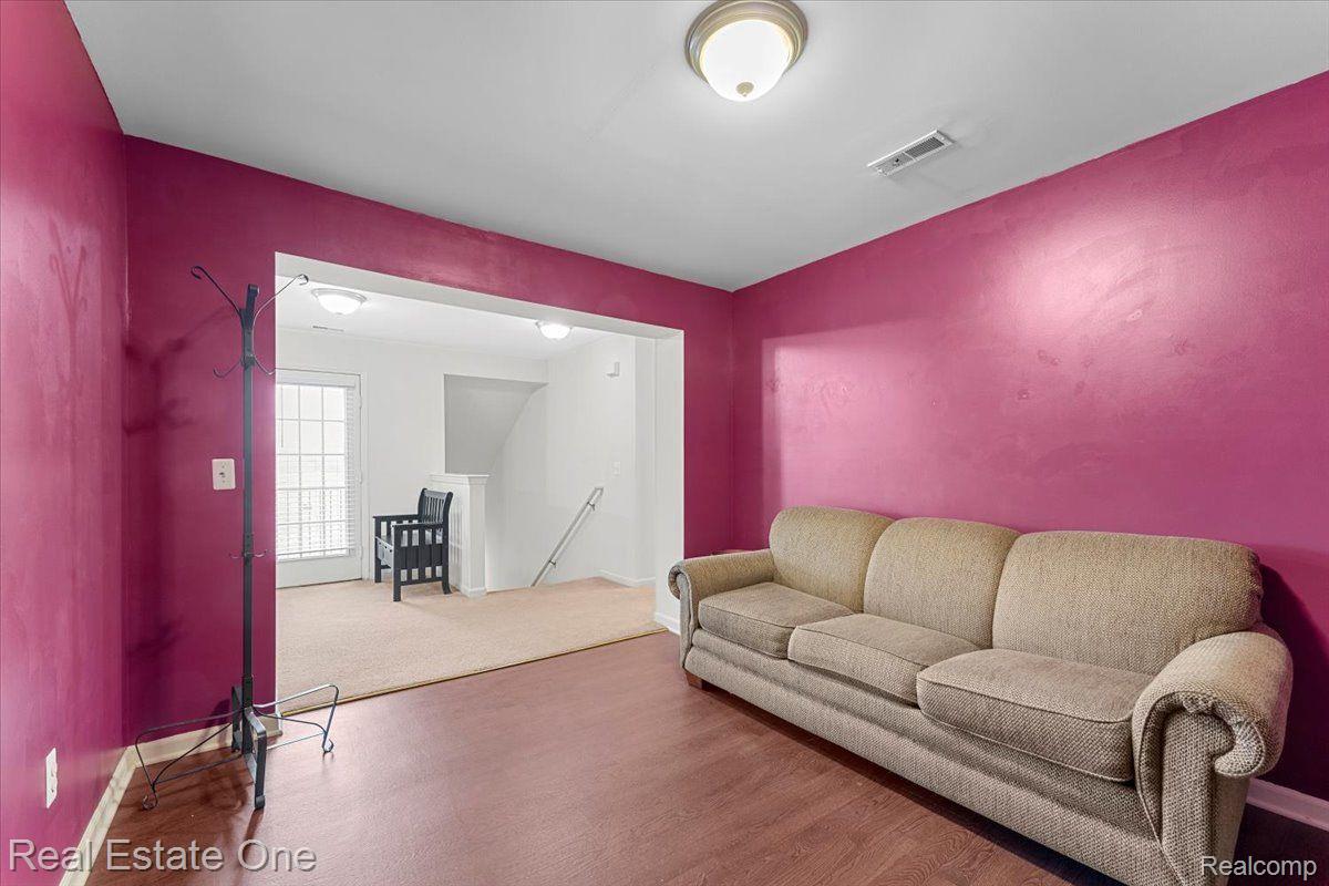 23903 GREENWOOD Drive 106