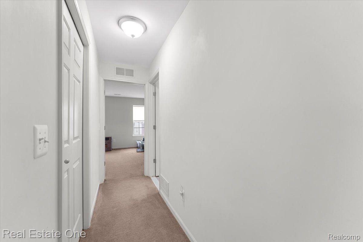 23903 GREENWOOD Drive 106