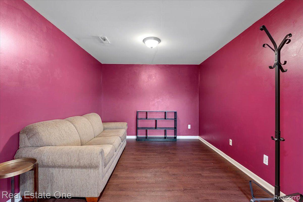 23903 GREENWOOD Drive 106