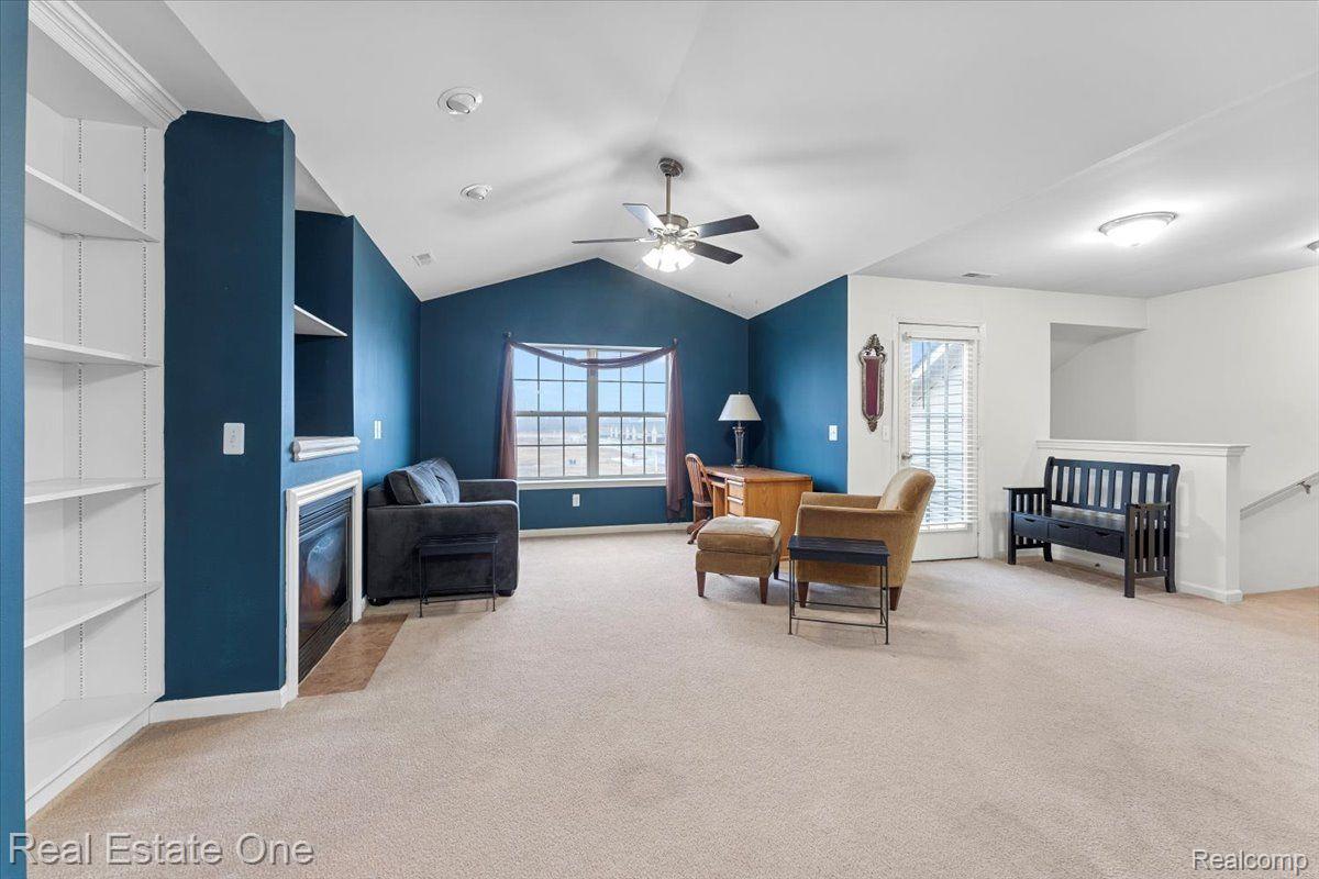 23903 GREENWOOD Drive 106