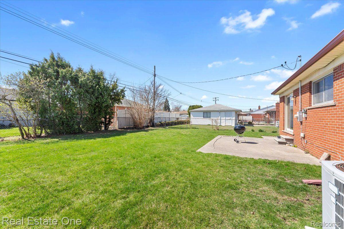 14535 LEBLANC Avenue