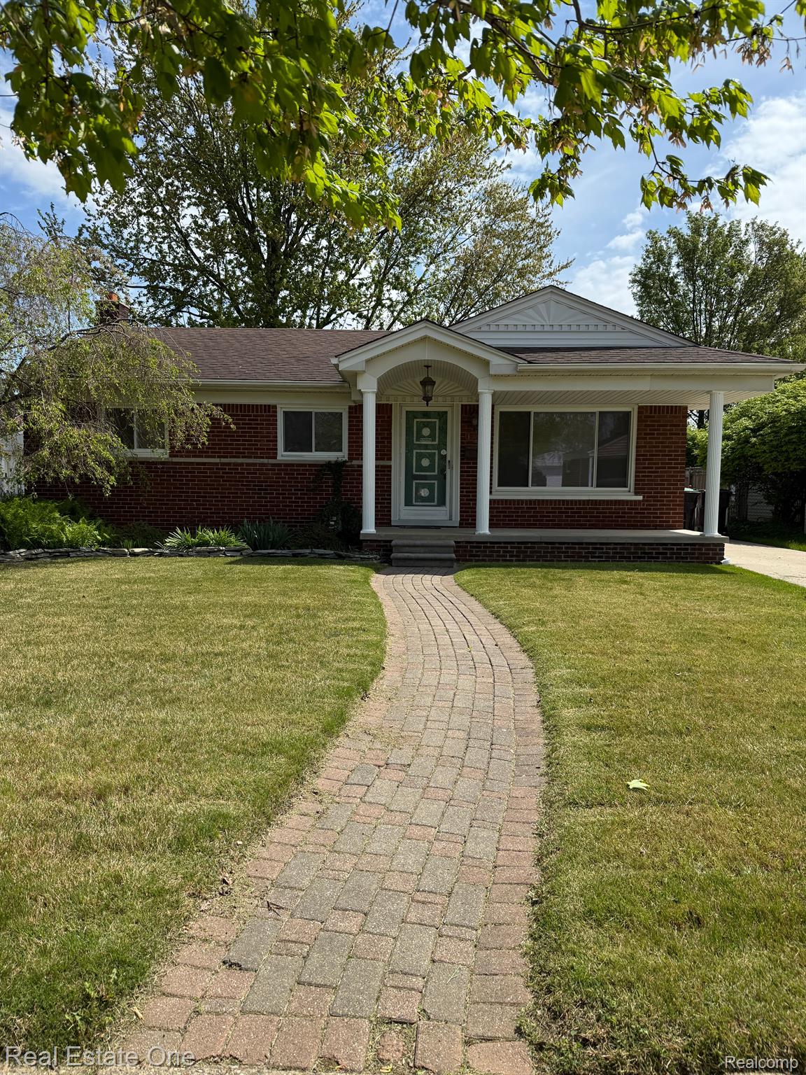 2683 LONGMEADOW Drive