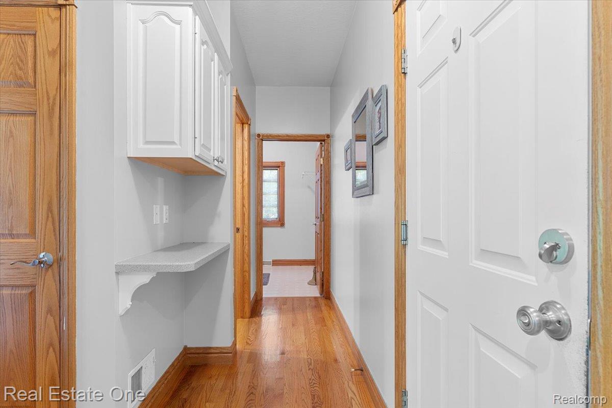 4261 Brest Road