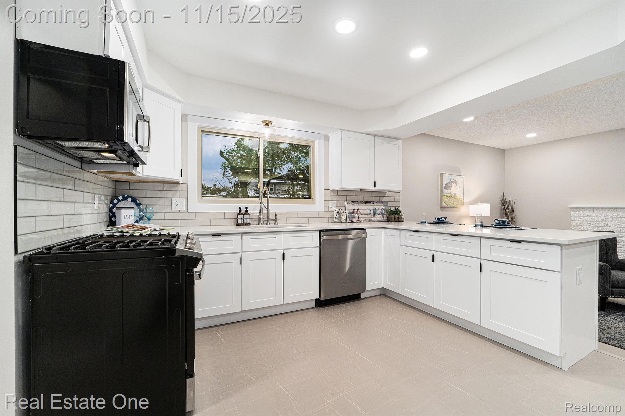 14111 Thornwood Street