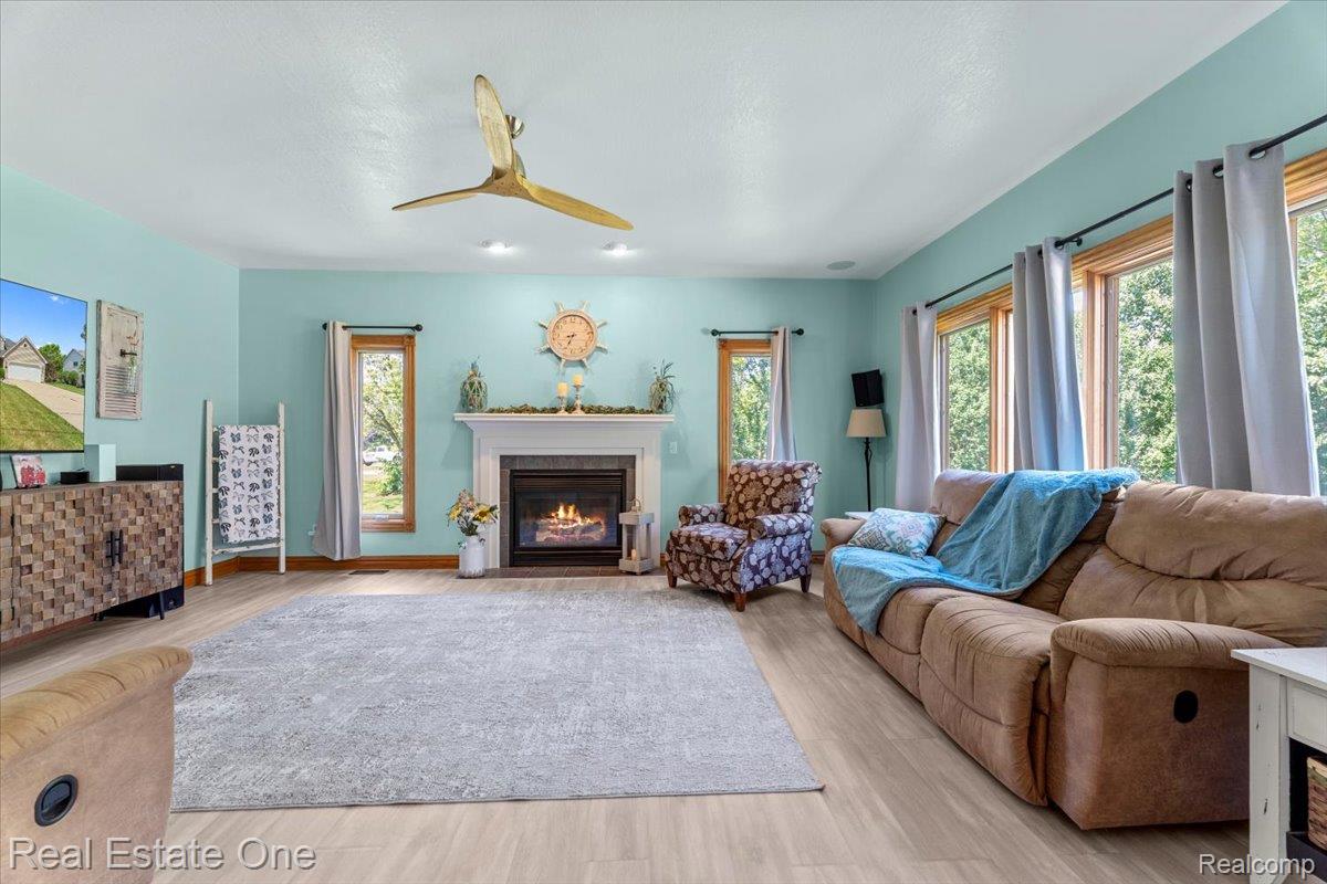 4261 Brest Road